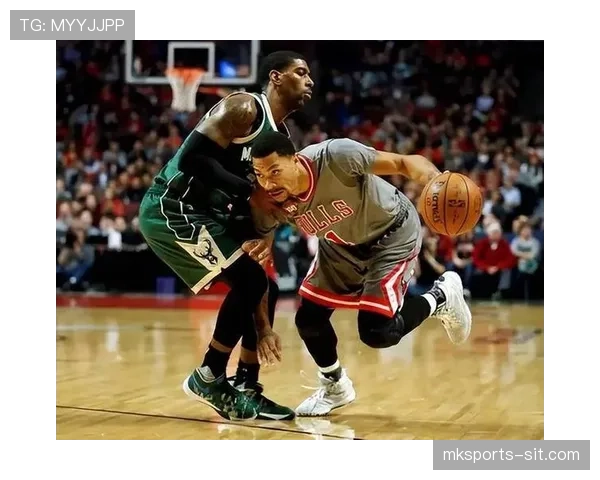 OJ·梅奥无球跑动提升活跃度，激活球队进攻节奏